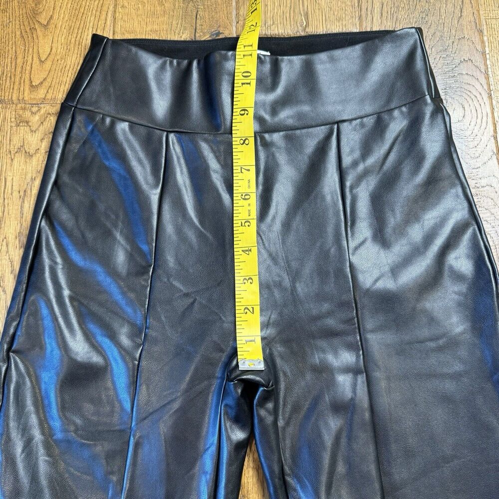 NWT Abercrombie & Fitch Women’s Sz Small 100% Vegan Leather Split-Hem Pants - Picture 4 of 8